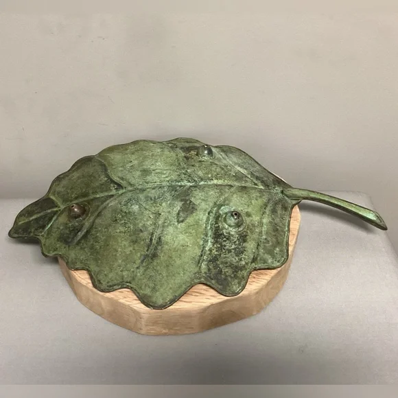 🟢 Vintage Solid Brass, Huge & Loaded With Patina Leaf Center Piece Decor - Rare - Picture 7 of 16